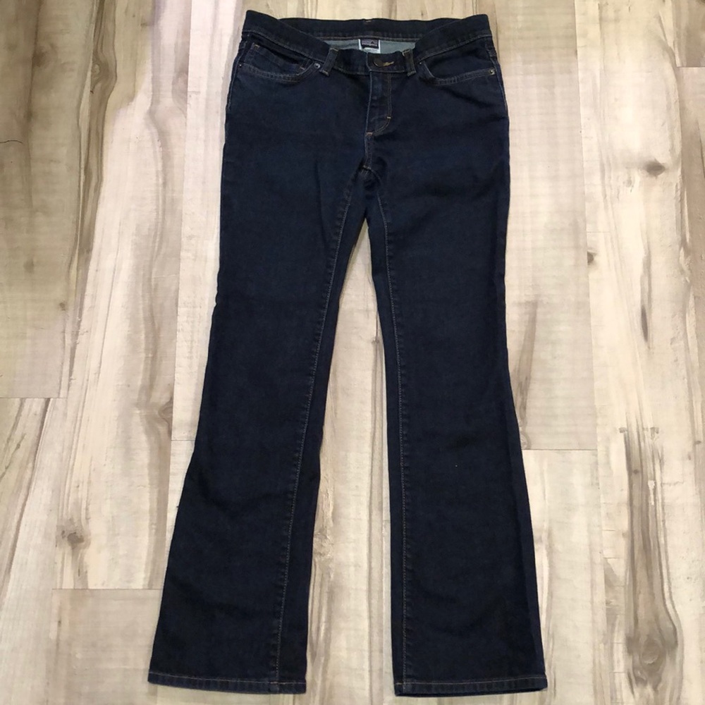 Patagonia Organic Cotton Boot Cut Jeans Size 28 Dark Wash